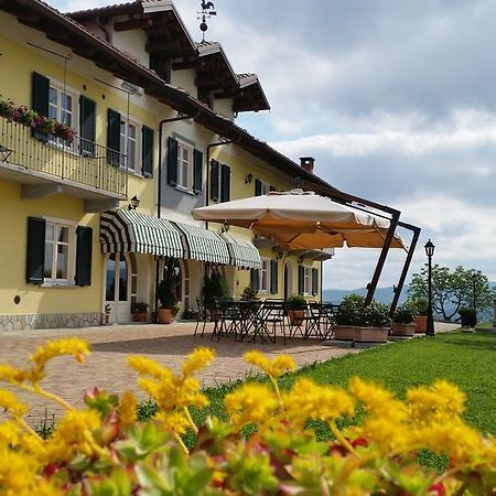 Agriturismo Cascina Rabalot Diano dʼAlba Eksteriør bilde