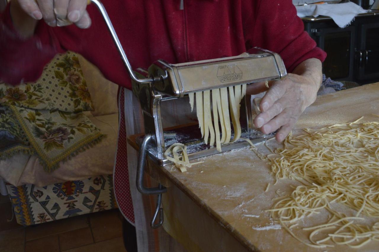 Agriturismo Cascina Rabalot Diano dʼAlba Eksteriør bilde